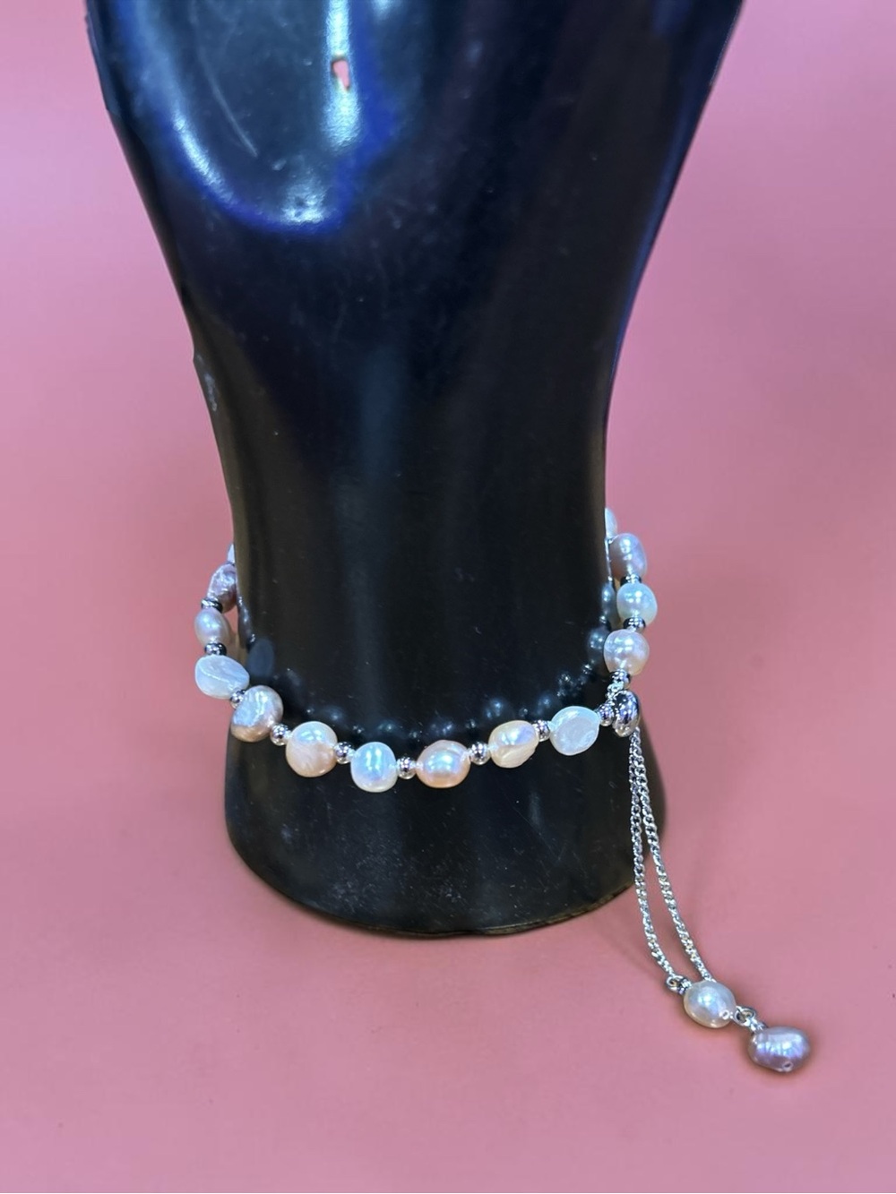Janes Pearl Lustrous White Freshwater Pearl Adjustable Bracelet